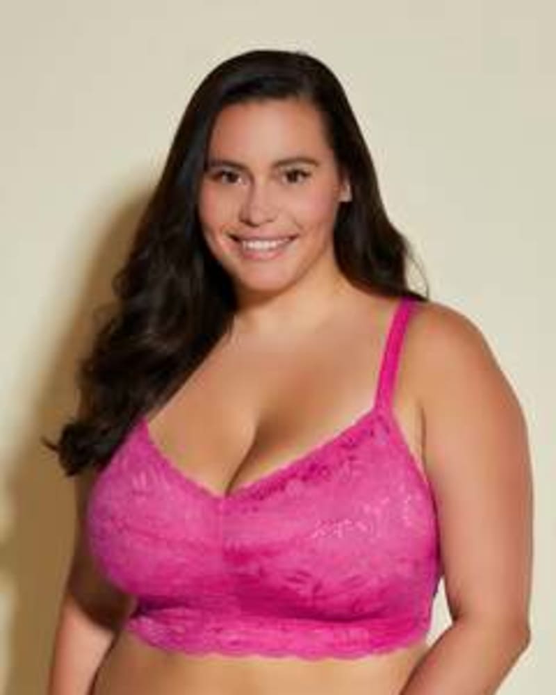 Front of a model wearing a size M Ultra Curvy Sweetie Bralette in Victorian Pink by Cosabella. | dia_product_style_image_id:253502